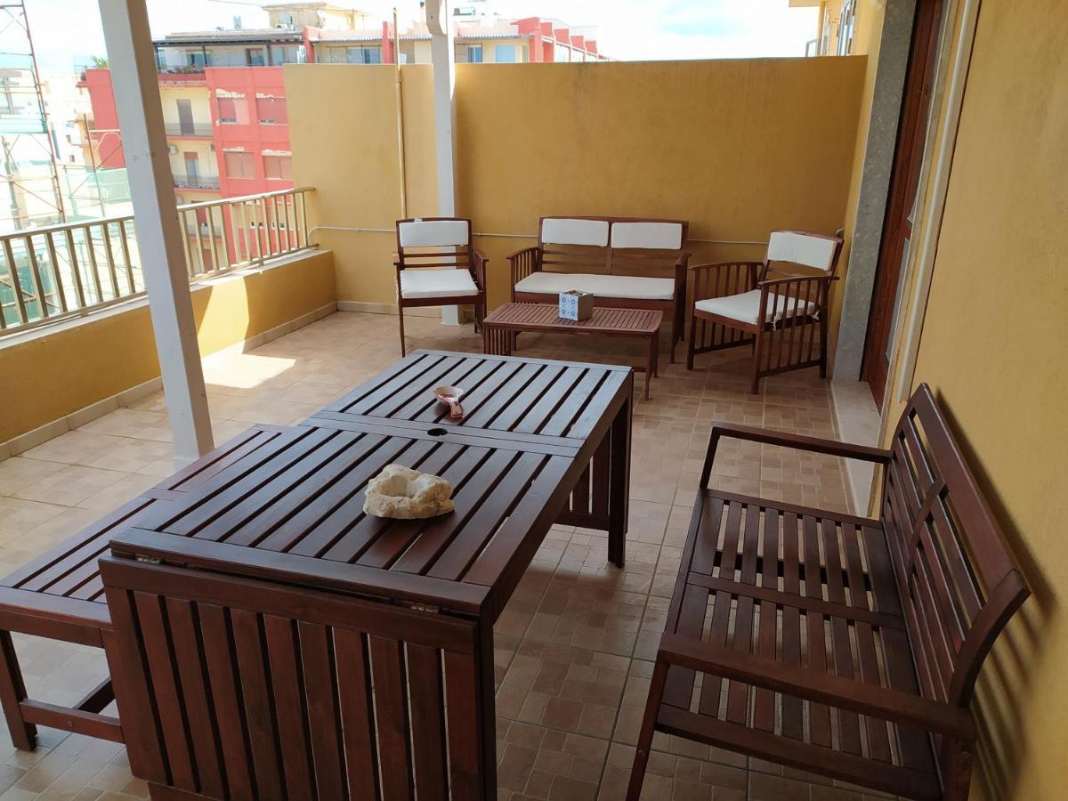 Il Piccolo Attico In Centro Apartment Pozzallo Exterior photo
